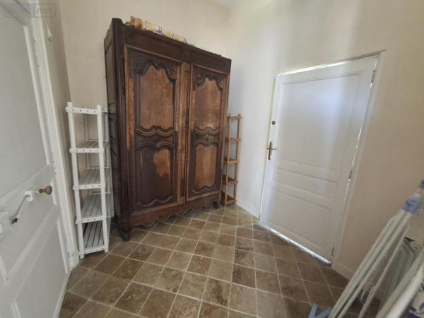 Maison à vendre à Saintes en Charente-Maritime (17100), ref : 17111-674