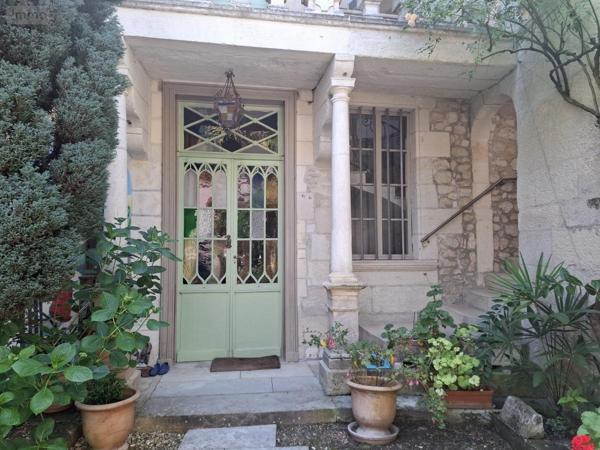 Maison à vendre à Saintes en Charente-Maritime (17100), ref : 17111-674