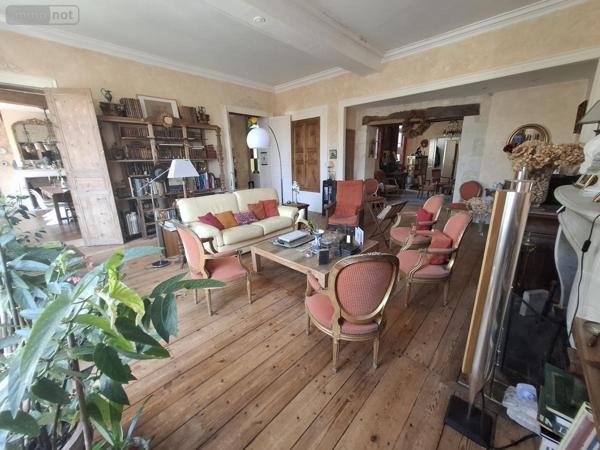 Maison à vendre à Saintes en Charente-Maritime (17100), ref : 17111-674