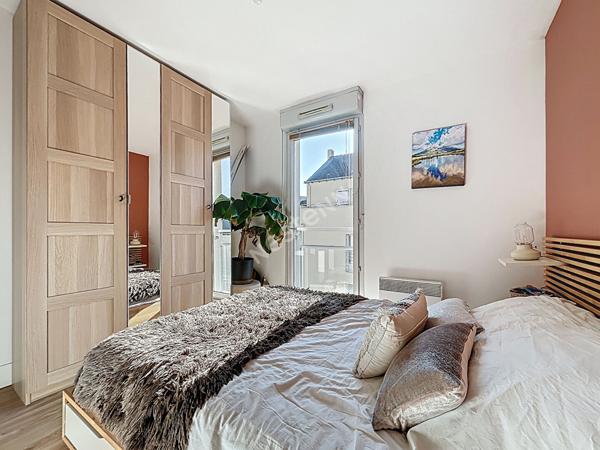 ILE DE VERSAILLES - Appartement T2 avec place de parking et balcon !