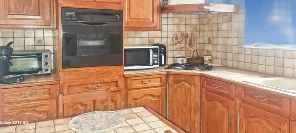 Maison à vendre 3 pièces ()