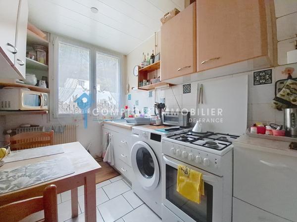 Appartement
                                                                                                                                                                                                                                                                                                                        3 pièce(s)                                                                                                                                                                                                          2 chambre(s)                                                                                                                                                                                                          51  m²