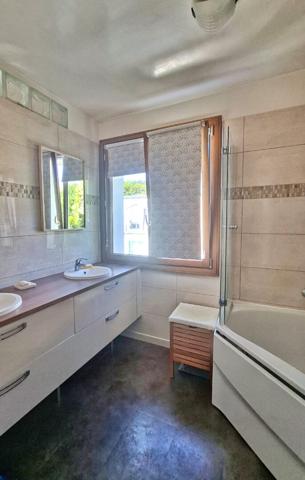 Vente Maison200 m² - 7 Pièces - SURESNES (92150)