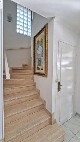 Vente Maison200 m² - 7 Pièces - SURESNES (92150)