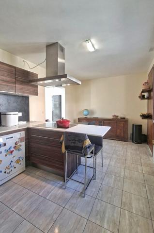 Vente Maison200 m² - 7 Pièces - SURESNES (92150)