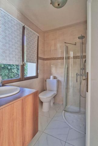 Vente Maison200 m² - 7 Pièces - SURESNES (92150)