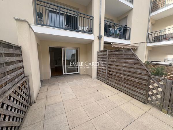A vendre -Deauville - carré d'or - deux pièces  avec  terrasse -garage