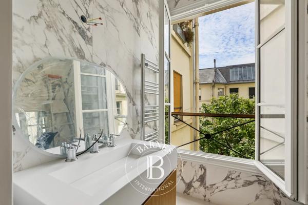 Paris 6ème, Appartement 2 Chambres -  71 m² à vendre