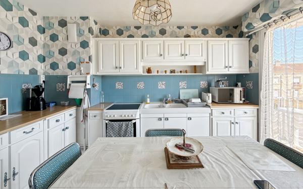 Appartement à vendre    4 pièces • 106 m2 Trélissac