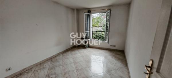 Maison récente au pied du Métro L14