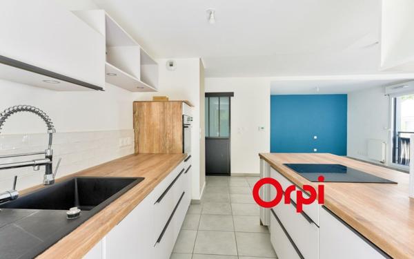 Appartement à vendre    4 pièces • 74,35 m2 Pierre-Bénite