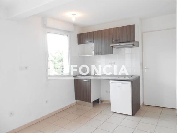 Location Studio 31.5 m² - 3 RUE VICTOR POUGET Agde 34300