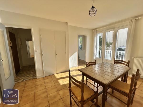 Appartement à vendre 1 pièce 26.01m² Tours (37000)