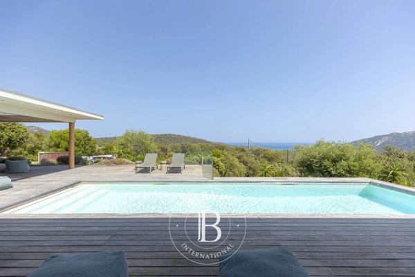 Porto-Vecchio, Propriété 4 Chambres -  254 m² à vendre