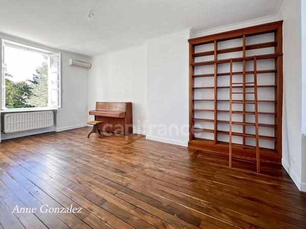 Maison Bourgeoise rénovée à vendre 8 pièces OLIVET (45) Parc arboré de 1780 m², dépendances.