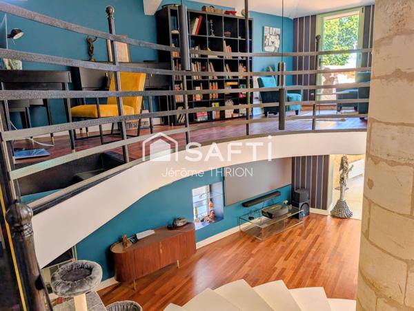 Demeure Pierre , rénovation d'architecte style loft avec grand patio