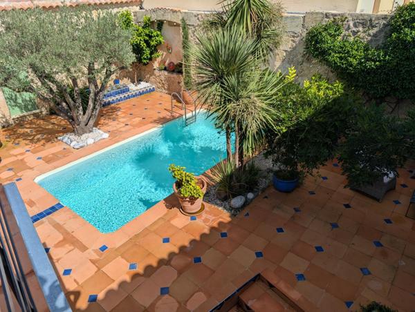 Demeure Pierre , rénovation d'architecte style loft avec grand patio