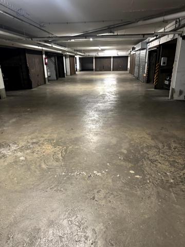 HYPER CENTRE DE REIMS - UN GARAGE en sous-sol