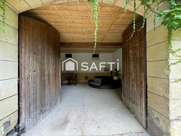 Propriété de prestige : maison de maître, deux gîtes, dépendances – Exclusivité rare