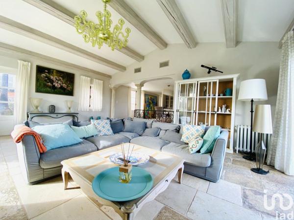 Maison 7 pièces de 365 m² à La Colle-sur-Loup (06480)