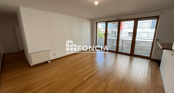 Location Appartement 3 pièces 80 m² - Arcueil 94110