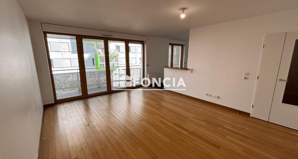 Location Appartement 3 pièces 80 m² - Arcueil 94110