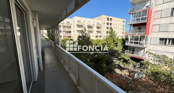 Location Appartement 3 pièces 80 m² - Arcueil 94110