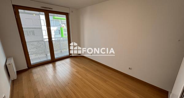 Location Appartement 3 pièces 80 m² - Arcueil 94110
