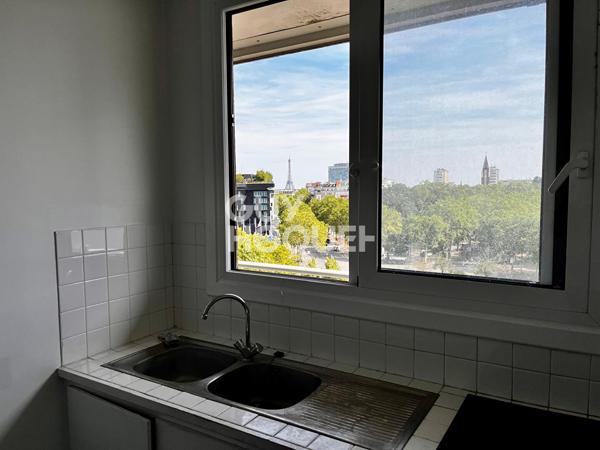 VANVES - QUARTIER DU PLATEAU - APPARTEMENT 2 PIÈCES DE 52,56 M² AVEC BALCON - ÉTAGE ÉLEVÉ -RÉSIDENCE AVEC GARDIEN