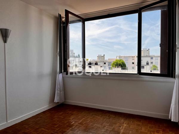 VANVES - QUARTIER DU PLATEAU - APPARTEMENT 2 PIÈCES DE 52,56 M² AVEC BALCON - ÉTAGE ÉLEVÉ -RÉSIDENCE AVEC GARDIEN