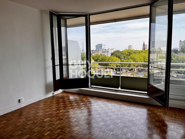 VANVES - QUARTIER DU PLATEAU - APPARTEMENT 2 PIÈCES DE 52,56 M² AVEC BALCON - ÉTAGE ÉLEVÉ -RÉSIDENCE AVEC GARDIEN