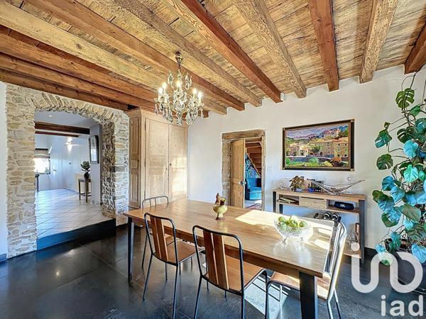 Maison à vendre 10 pièces 221 m² Porte des Pierres Dorées