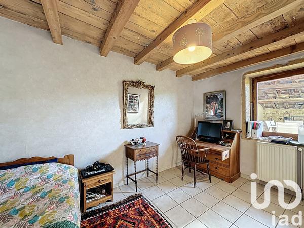 Maison à vendre 10 pièces 221 m² Porte des Pierres Dorées