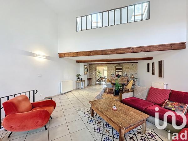 Maison à vendre 10 pièces 221 m² Porte des Pierres Dorées