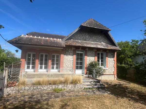 Maison proche centre ville de Cour Cheverny