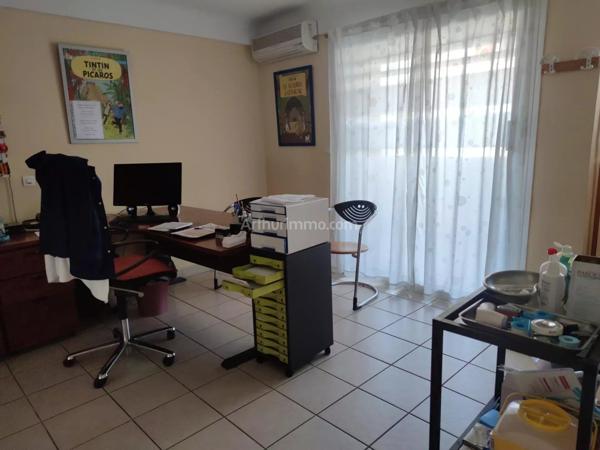 Location Bureau 4 pièces 63 m2 à Aubagne