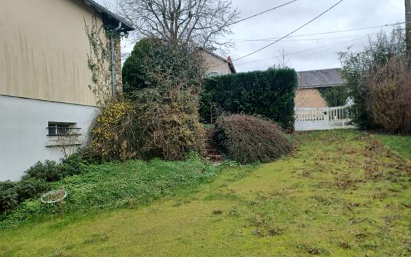 Maison à vendre    4 pièces •  Saint-Benoît-du-Sault