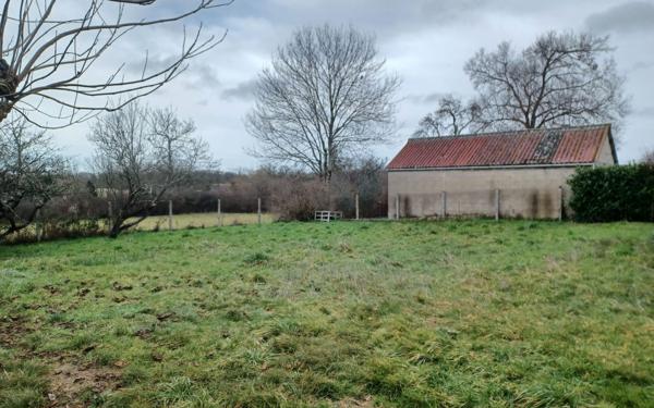 Maison à vendre    4 pièces •  Saint-Benoît-du-Sault