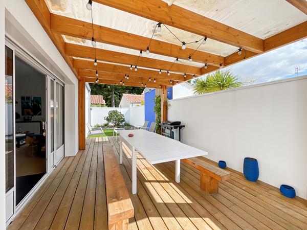 Maison T3 rénovée proche mer et centre-ville dans un écrin de verdure