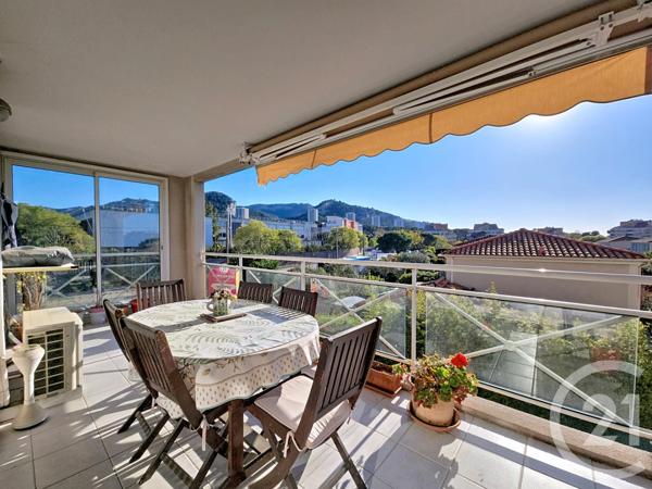 Appartement F4 à vendre  4 pièces - 68,20 m 2   MARSEILLE  - 13009