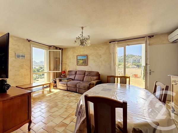 Appartement F4 à vendre  4 pièces - 68,20 m 2   MARSEILLE  - 13009
