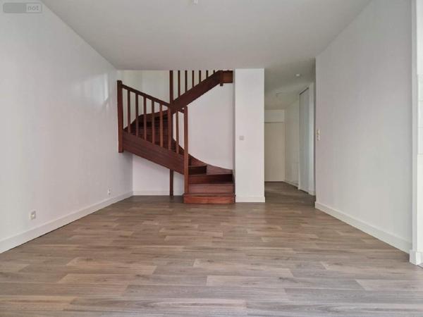 Appartement à vendre à Saint-Malo en Ille-et-Vilaine (35400), ref : 089/3308   
La gare