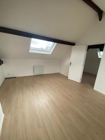 A LOUER APPARTEMENT PROCHE CENTRE  VILLE DE ST QUENTIN 02100