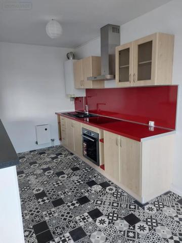 Location - Appartement Reims 51100 4 pièces 74 m 2