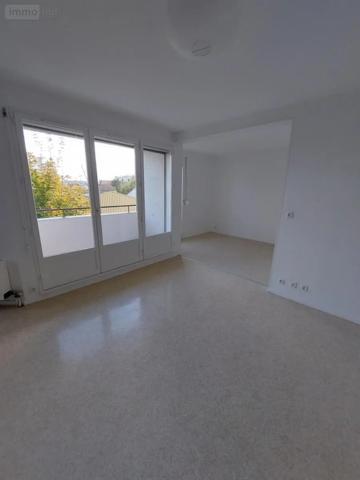 Location - Appartement Reims 51100 4 pièces 74 m 2