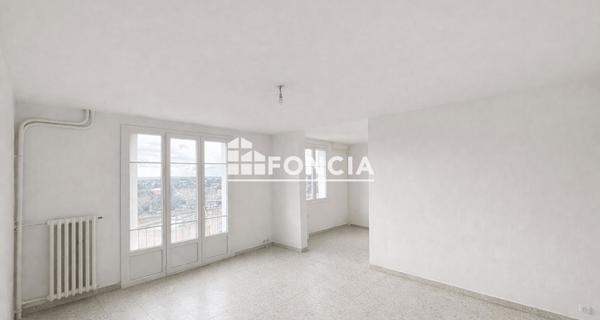 À vendre Appartement 4 pièces 71.38 m² - Nîmes 30900