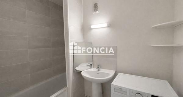 À vendre Appartement 4 pièces 71.38 m² - Nîmes 30900