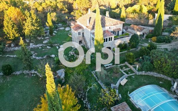 Maison à vendre    8 pièces •  Saint-Alban-Auriolles