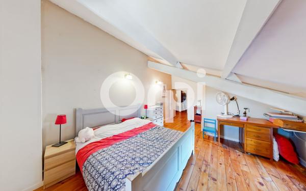 Maison à vendre    8 pièces •  Saint-Alban-Auriolles