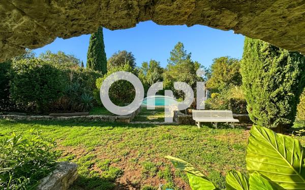 Maison à vendre    8 pièces •  Saint-Alban-Auriolles